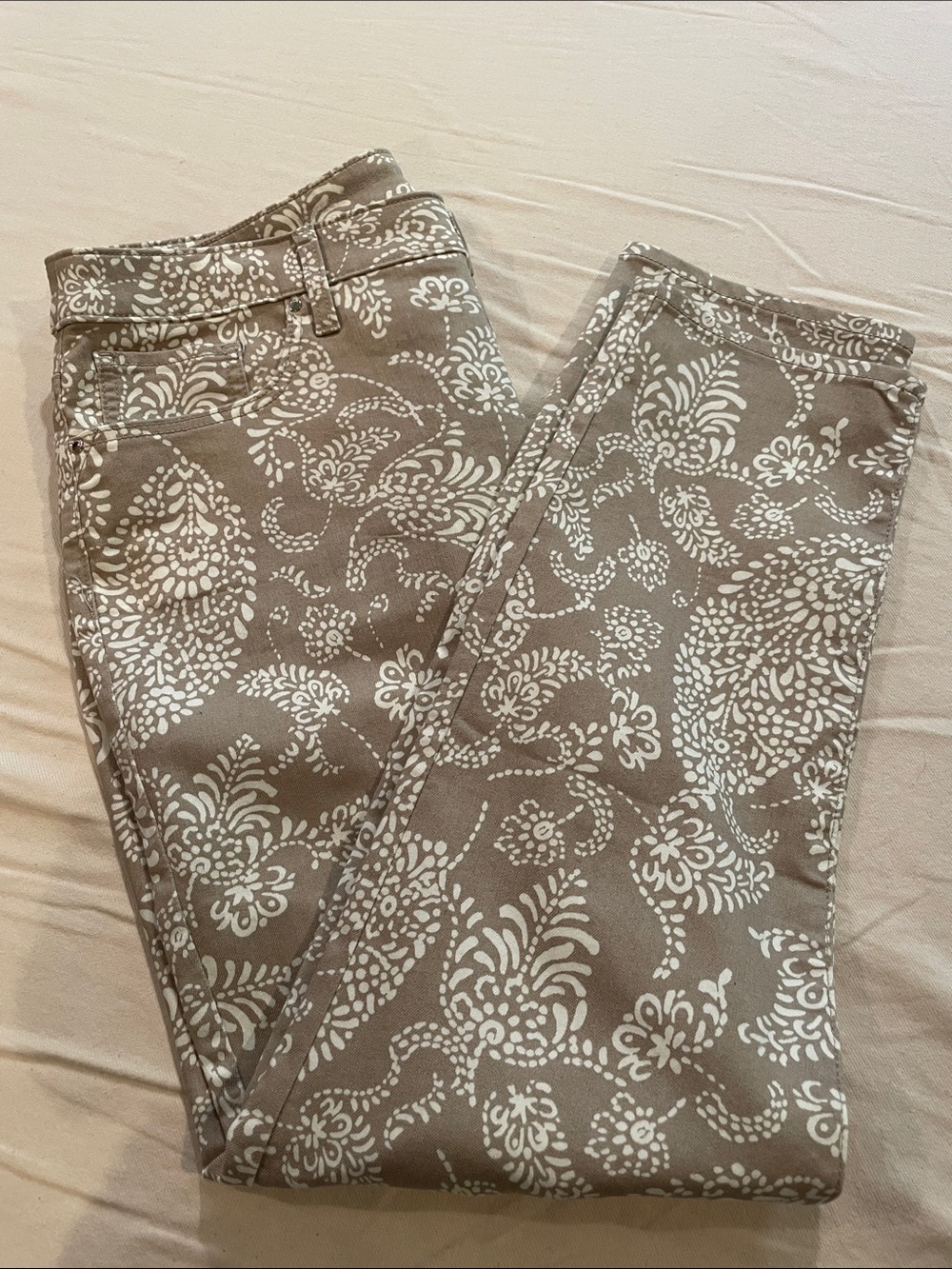 Chico’s Perfect Stretch Girlfriend Slim Leg Ankle Jeans